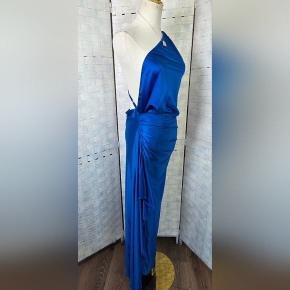 HELLO MOLLY One-Shoulder Gown - Picture 4 of 8